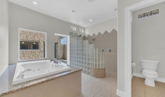 1005 PIANO Ln, Apollo Beach, FL 33572