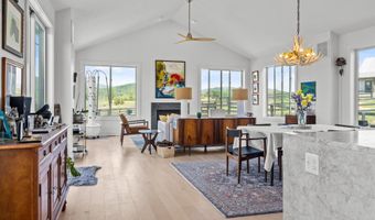 23 WHITE HORSE HILL Ln, Amissville, VA 20106