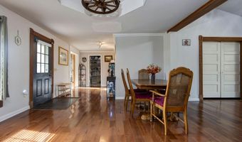 21207 Lawrence 1230, Aurora, MO 65605