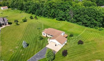 9546 Plow Point Ct SE, Alto, MI 49302