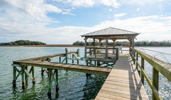 8107 Doar Rd, Awendaw, SC 29429