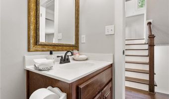 1726 Brookstone Way NW, Acworth, GA 30101