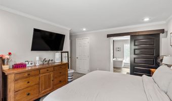 412 Mullinax Cir, Blacksburg, SC 29702