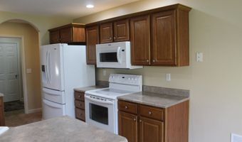 1520 Hammel Dr, Angola, IN 46703