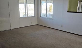 108 W 5th St, Hawthorne, NV 89415