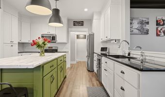 5587 Deer Hollow Rd, Auburn, IN 46706