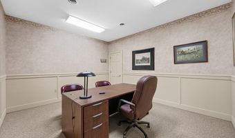 121 NW Russell Rd, Abingdon, VA 24210