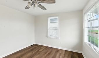 35 James St, Angier, NC 27501