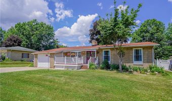 2077 Daniels Ave, Akron, OH 44312
