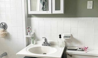 150 Nonantum St 2, Boston, MA 02135