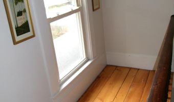 121 Summer St, Auburn, ME 04210