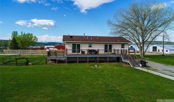 6 Gates Rd, Columbus, MT 59019