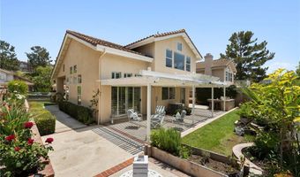 405 S Laureltree Dr, Anaheim, CA 92808