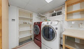 92 Blauvelt Ave, Bergenfield, NJ 07621