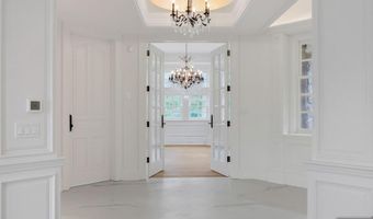 67 Robin Ln, Alpine, NJ 07620