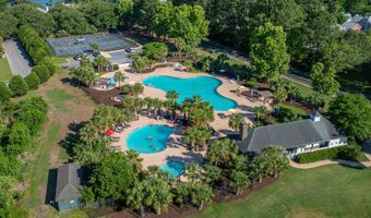 6 Carolina Ln, Beaufort, SC 29907