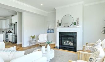 20 Kettle Point Ave, East Providence, RI 02914