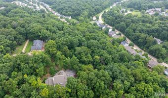 700 Old Kiefer Creek Rd, Ballwin, MO 63021