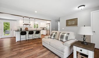 121 Packard Dr, Bangor, ME 04401