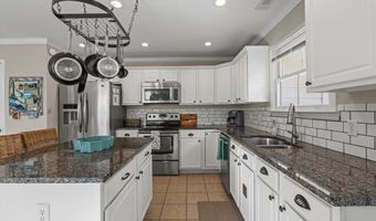 1307 Broad St, Beaufort, SC 29902