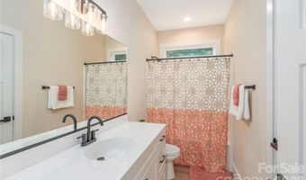 33 Elkwood Ave, Asheville, NC 28804