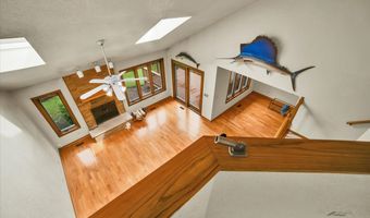 2143 N Juniper Ln, Arlington Heights, IL 60004
