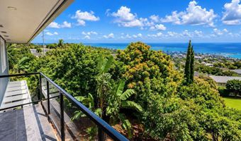 99-1247 A Napuanani Rd, Aiea, HI 96701