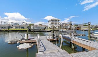 524 N Kinston Ave, Atlantic Beach, NC 28512