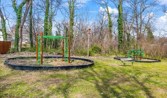 944 AQUA Ct, Annapolis, MD 21409
