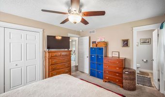 911 Mesa Verde Pl, Ames, IA 50014