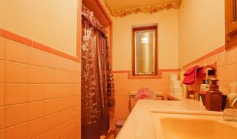 701 Smallee St, Alma, GA 31510