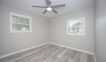 206 Beverly Dr, Ocean Springs, MS 39564