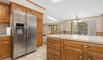 1402 N Arch St, Aberdeen, SD 57401