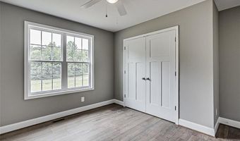 2674 Valewood Dr, Asheboro, NC 27205