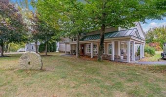 22 Harvest Hill Ln 4, Auburn, ME 04210