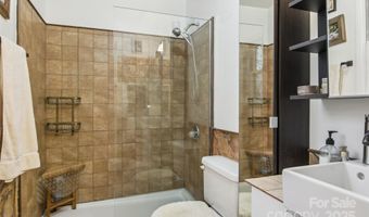 224 Beverly Rd, Asheville, NC 28805