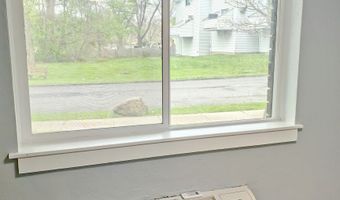 126 Triangle St A16, Danbury, CT 06810