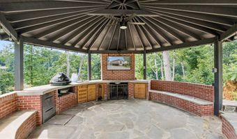 1816 WOODS Rd, Annapolis, MD 21401