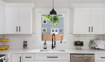 218 Second St, East Providence, RI 02914