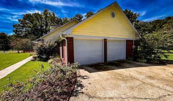507 Meadowlane Dr, Aberdeen, MS 39730