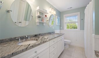 102 Fairhaven Rd, Cumberland, RI 02864