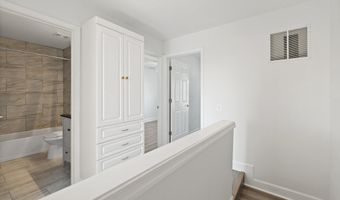 22262 MEADFOOT Ter, Ashburn, VA 20148