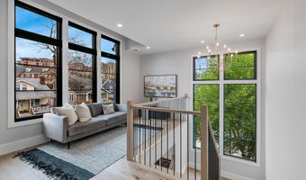 809 N KENMORE St, Arlington, VA 22201