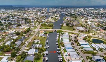562 BIMINI BAY Blvd, Apollo Beach, FL 33572