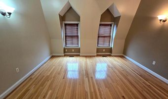 704 S BOND St, Baltimore, MD 21231