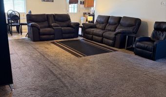 1645 Winchester Dr, Elko, NV 89801