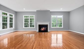 7119 BARRY Rd, Alexandria, VA 22315