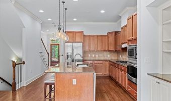 1211 Riverscall Ln, Atlanta, GA 30339