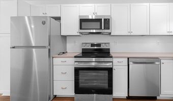 32 W Greenwood, Villas, NJ 08251