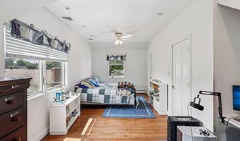 40 North Cir, Aberdeen, NJ 07747